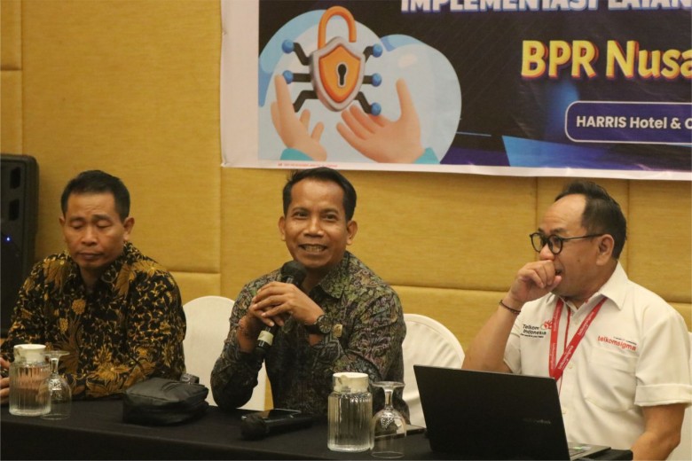 Implementasi layanan SATU untuk konsolidasi BPR Nusamba Wilayah Bali Nusra 